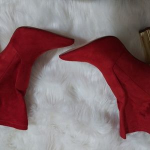 Women heel boots
